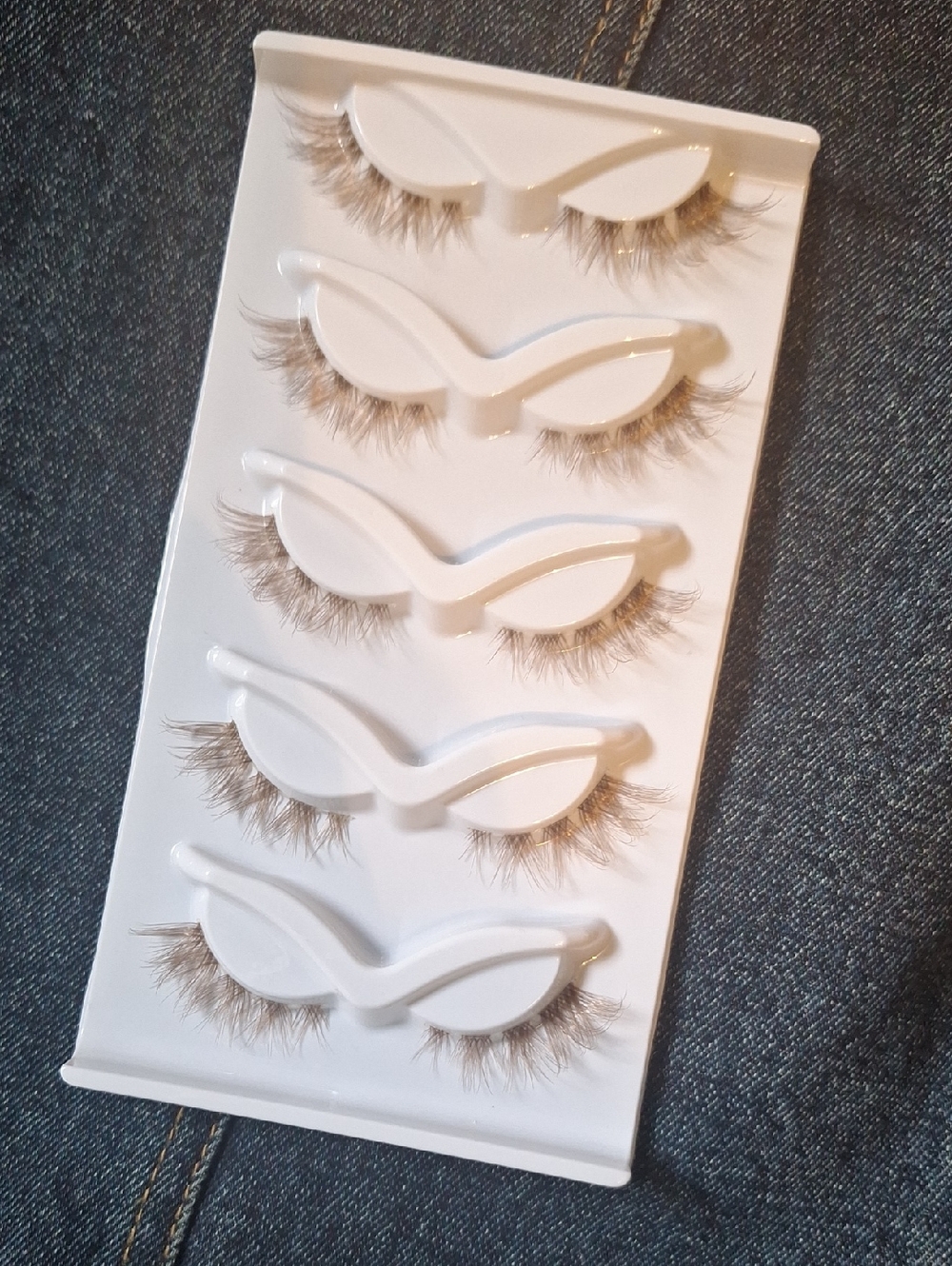 4 For $10 - Natural Light Brown Eyelashes- 5 Pair Set